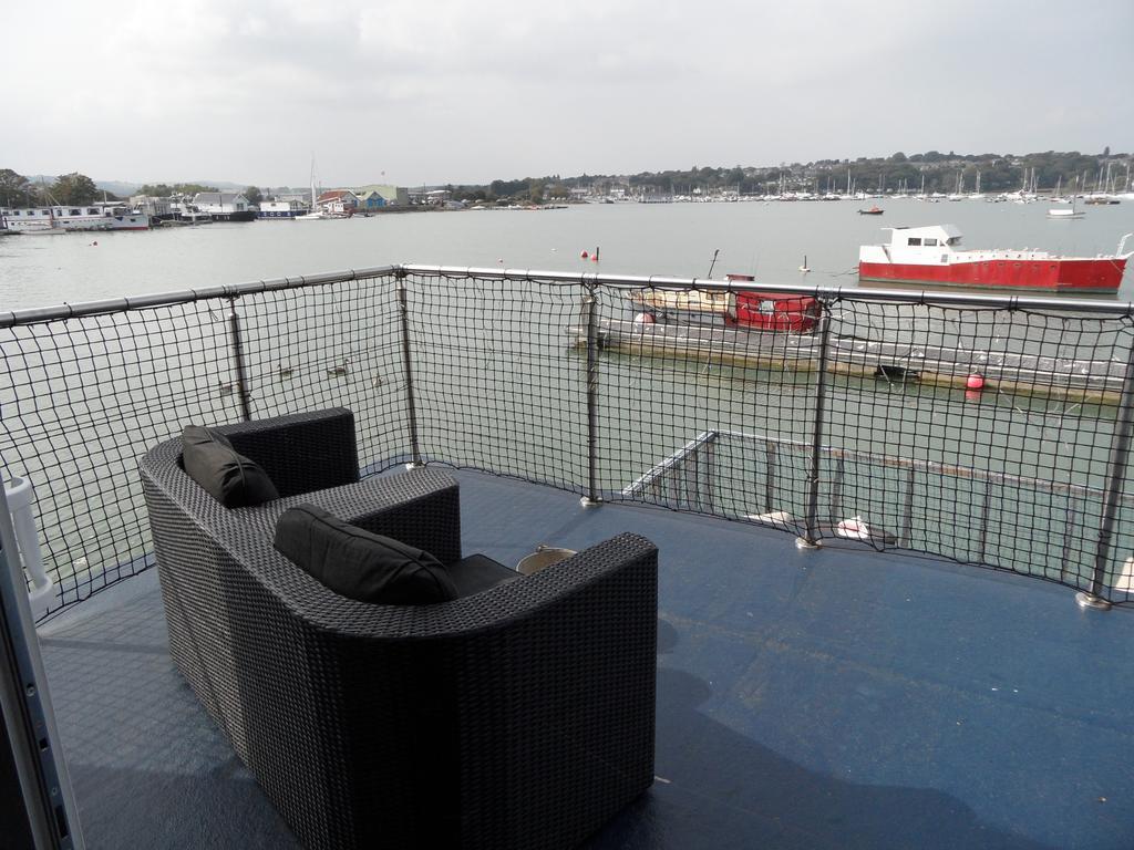 ニューポート Houseboat Harbourside View Bed & Breakfast 部屋 写真