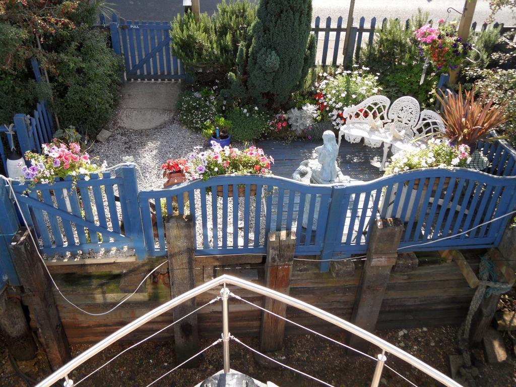 ニューポート Houseboat Harbourside View Bed & Breakfast 部屋 写真